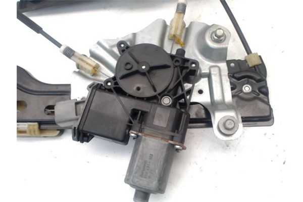Recambio de mecanismo elevalunas delantero izquierdo para opel astra j 1.6 referencia OEM IAM 13313568 13350758 