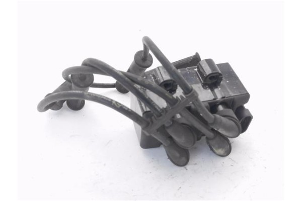 Recambio de bobina encendido para renault clio ii (xbo) 1.4 75cv referencia OEM IAM 245105  