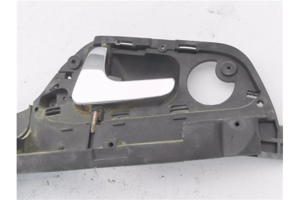 Recambio de manilla int. puerta trasero izquierda para seat ibiza (6k1) 1.9 sdi referencia OEM IAM 6K4837113 T4837113 