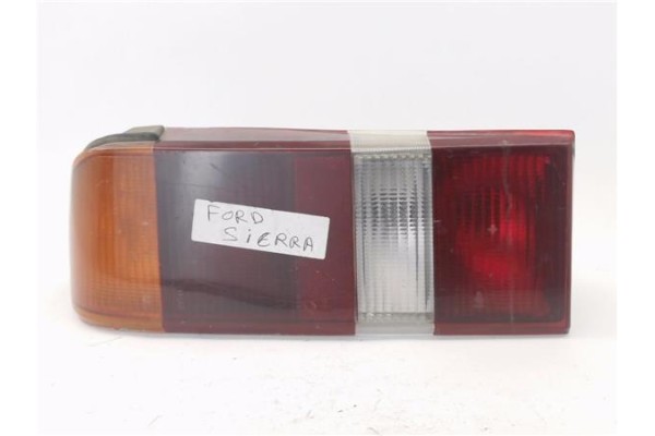 Recambio de piloto trasero izquierdo para ford sierra berlina 1.6 cl referencia OEM IAM 83BG13A603A3A  