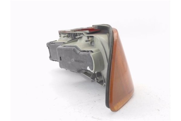 Recambio de piloto trasero izquierdo para ford sierra berlina 1.6 cl referencia OEM IAM 83BG13A603A3A  