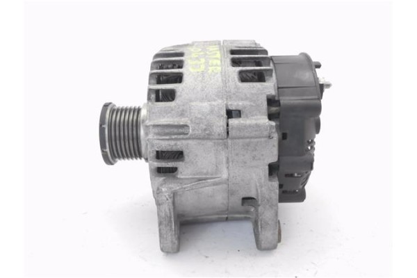 Recambio de alternador para renault master iii combi 2.3 l1h1 3,0t referencia OEM IAM 8200854119A TG15C142 