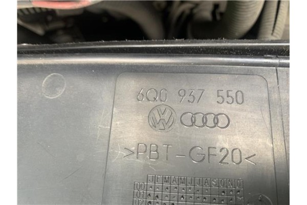 Recambio de tapa bateria para volkswagen polo iv (9n1) 1.4 16v referencia OEM IAM 6Q0937548E 6Q0937550 