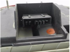 Recambio de piloto trasero izquierdo para ford mondeo fd berl./turnier 1.6 clx berlina referencia OEM IAM 93B613N004DB  