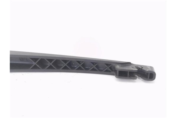 Recambio de brazo limpiaparabrisas trasero para citroen c4 picasso 1.6 hdi referencia OEM IAM 6429AS  