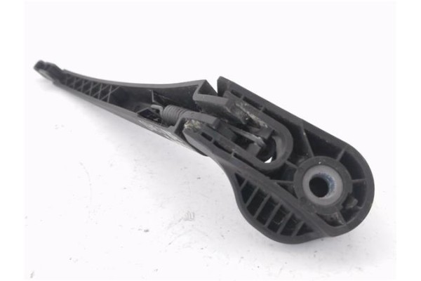 Recambio de brazo limpiaparabrisas trasero para citroen c4 picasso 1.6 hdi referencia OEM IAM 6429AS  