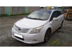 toyota avensis (t27) del año 2010