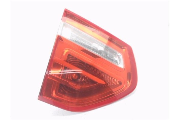 Recambio de piloto porton trasero izquierdo para citroen c4 picasso 1.6 hdi referencia OEM IAM 9653547777 6350CC 