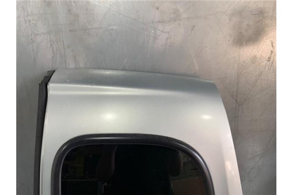 Recambio de puerta trasero derecha carga acristalada para renault kangoo i (f/kc0) 1.5 dci (kc07) referencia OEM IAM   