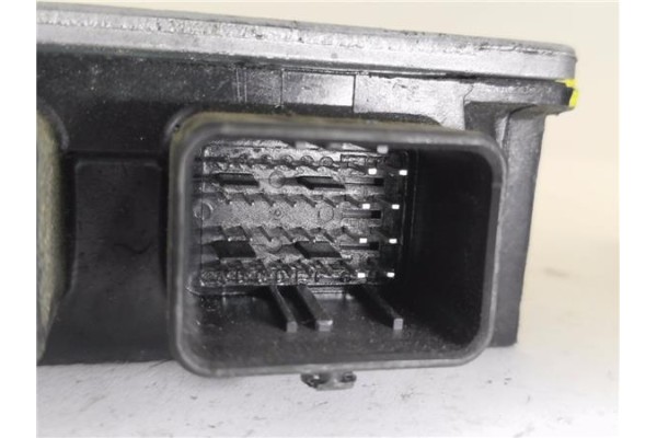 Recambio de centralita para dacia sandero i 1.5 dci referencia OEM IAM 8200911568 R0410B036D 