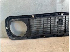 Recambio de rejilla paragolpes delantero para renault 4 lim./ kombi/ kasten 1.1 (1128, s128) referencia OEM IAM 7704002228  