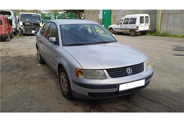 volkswagen passat berlina (3b2) del año 1997