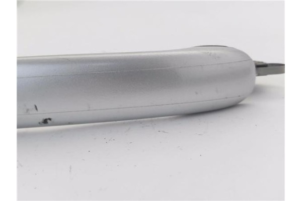 Recambio de maneta exterior delantero derecha para volkswagen polo iii berlina (6n2) 1.4 conceptline referencia OEM IAM 6N083720