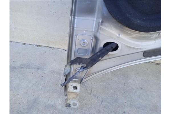 Recambio de capo para volkswagen golf iv berlina (1j1) 1.9 tdi referencia OEM IAM   