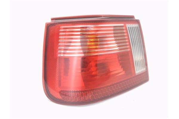 Recambio de piloto trasero izquierdo para seat ibiza (6k1) 1.9 sdi referencia OEM IAM 6K6945257C  