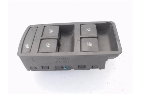 Recambio de mando elevalunas delantero izquierdo para opel insignia berlina 2.0 cdti referencia OEM IAM 13222224 840401 