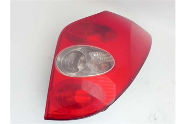 Recambio de piloto trasero derecho para renault laguna ii grandtour (kg0) 1.9 dci (kg0g) referencia OEM IAM 8200002472  82007034