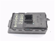 Recambio de mando elevalunas delantero izquierdo para opel insignia berlina 2.0 cdti referencia OEM IAM 13222224 840401 