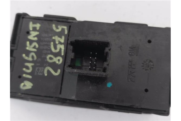 Recambio de mando elevalunas delantero izquierdo para opel insignia berlina 2.0 cdti referencia OEM IAM 13222224 840401 