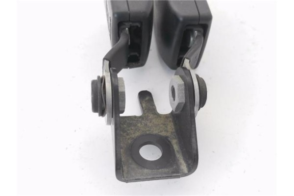 Recambio de anclaje cinturon trasero central para saab 9-3 cabriolet 2.0 t referencia OEM IAM 12830484D 69801958 