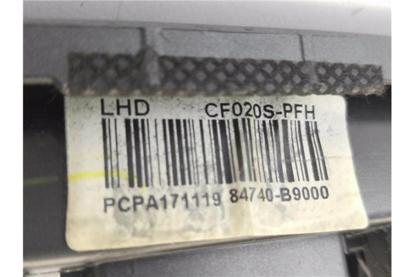 Recambio de rejilla entrada de aire para hyundai i10 (ia) 1.0 classic referencia OEM IAM 84740B9000  