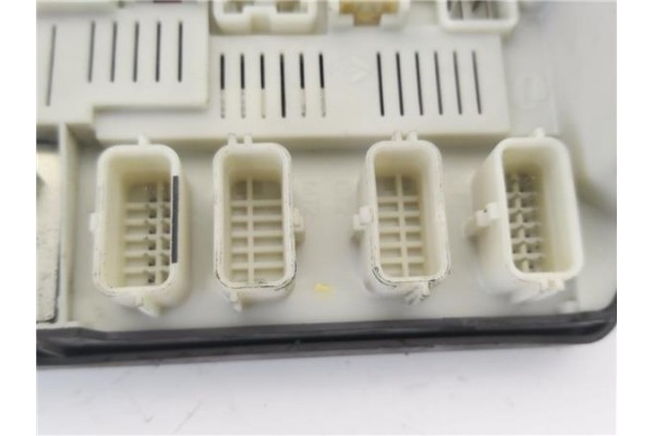 Recambio de caja fusibles/rele para renault scenic ii (jm) 1.5 dci (jm1e) referencia OEM IAM 8200481866  