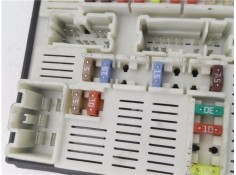 Recambio de caja fusibles/rele para renault scenic ii (jm) 1.5 dci (jm1e) referencia OEM IAM 8200481866  