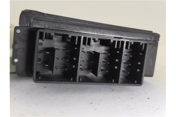 Recambio de motor elevalunas delantero derecho para seat ibiza (6l1) 1.9 sdi referencia OEM IAM 6Q2959801A  