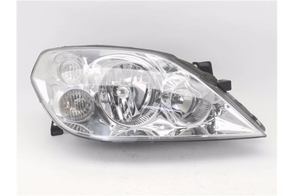 Recambio de faro delantero dcho para nissan primera berlina (p12) 1.6 referencia OEM IAM 082151191R  