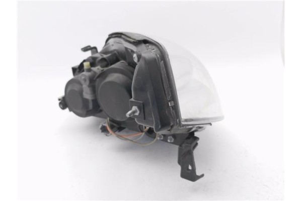 Recambio de faro delantero dcho para nissan primera berlina (p12) 1.6 referencia OEM IAM 082151191R  