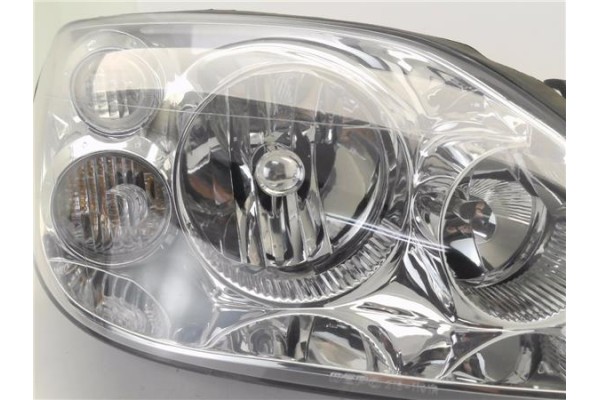 Recambio de faro delantero dcho para nissan primera berlina (p12) 1.6 referencia OEM IAM 082151191R  