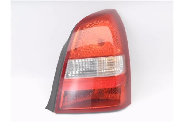 Recambio de piloto trasero derecho para nissan primera berlina (p12) 1.6 referencia OEM IAM 89025237  