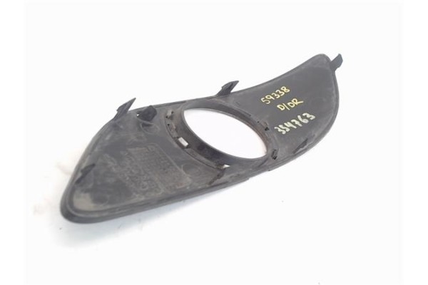 Recambio de cerquillo faro para mercedes-benz clase b (bm 245) 2.0 180 cdi (245.207) referencia OEM IAM   