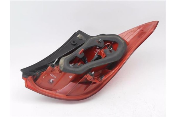 Recambio de piloto trasero izquierdo para opel mokka 1.7 business referencia OEM IAM E1313565  