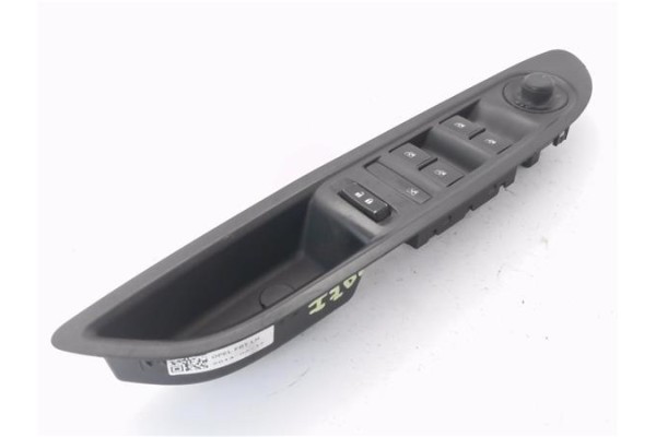 Recambio de mando elevalunas delantero izquierdo para opel mokka 1.7 business referencia OEM IAM 95025518600R 13305011 