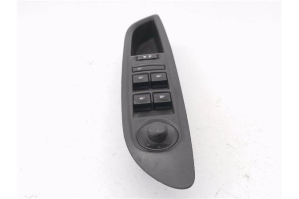 Recambio de mando elevalunas delantero izquierdo para opel mokka 1.7 business referencia OEM IAM 95025518600R 13305011 