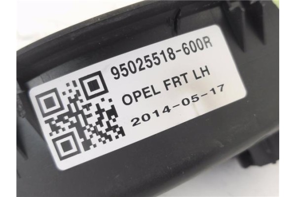 Recambio de mando elevalunas delantero izquierdo para opel mokka 1.7 business referencia OEM IAM 95025518600R 13305011 