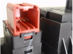 Recambio de mando elevalunas delantero izquierdo para opel mokka 1.7 business referencia OEM IAM 95025518600R 13305011 