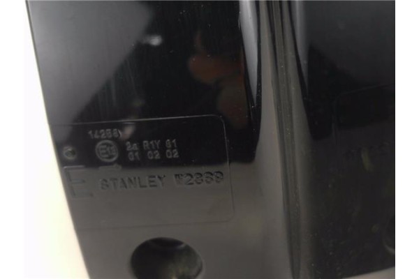Recambio de piloto trasero derecho para mitsubishi outlander (gf0/gg0) 2.0 phev kaiteki 4wd (gg2w) referencia OEM IAM 8330B174  