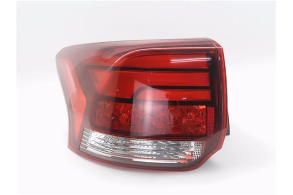 Recambio de piloto trasero izquierdo para mitsubishi outlander (gf0/gg0) 2.0 phev kaiteki 4wd (gg2w) referencia OEM IAM 8330B173 Recambio de piloto trasero izquierdo para mitsubishi outlander (gf0/gg0) 2.0 phev kaiteki 4wd (gg2w) referencia OEM IAM 8330B173
