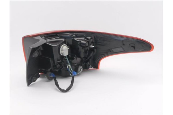 Recambio de piloto trasero izquierdo para mitsubishi outlander (gf0/gg0) 2.0 phev kaiteki 4wd (gg2w) referencia OEM IAM 8330B173