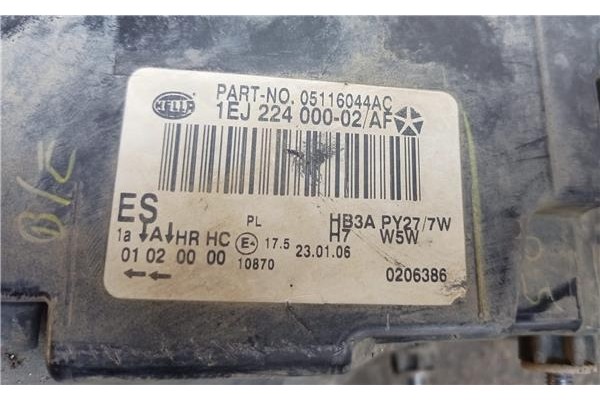 Recambio de faro delantero dcho para chrysler pt cruiser 1.6 route 66 referencia OEM IAM 05116044AC 1EJ22400002AF 