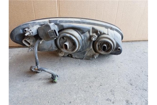 Recambio de faro delantero izquierdo para chrysler pt cruiser 1.6 route 66 referencia OEM IAM 05116045AC 1EJ22400001AF 