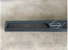 Recambio de rejilla paragolpes delantero para nissan trade 2.3 d referencia OEM IAM    2