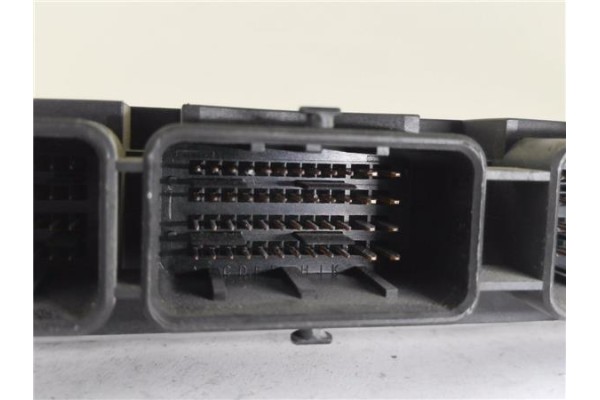 Recambio de centralita para renault megane ii (bm0/1_, cm0/1_) 1.9 dci (bm0g, cm0g) referencia OEM IAM 8200310863 281011549 