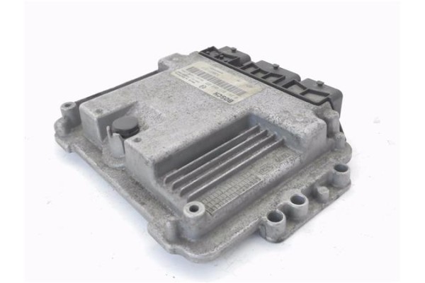 Recambio de centralita para renault master ii furgón (fd) 1.9 dti referencia OEM IAM 8200311539 281011969 