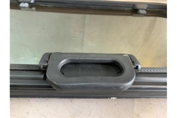 Recambio de luna techo solar para opel corsa a 1.3 gl referencia OEM IAM 90053816  