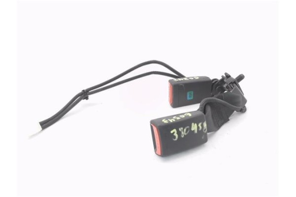 Recambio de anclaje cinturon trasero derecho para hyundai i10 (ia) 1.0 classic referencia OEM IAM 89840B9100PYN  