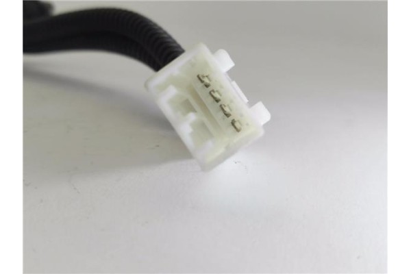 Recambio de anclaje cinturon trasero derecho para hyundai i10 (ia) 1.0 classic referencia OEM IAM 89840B9100PYN  