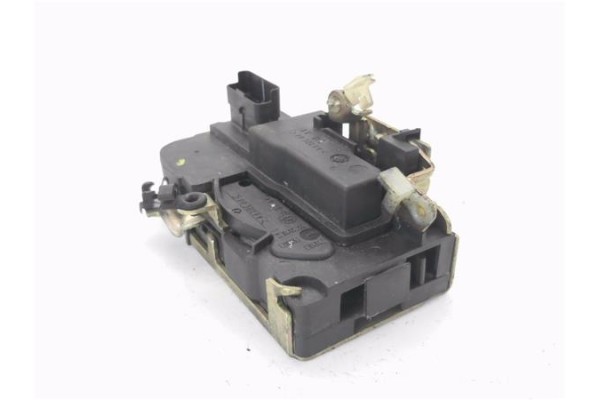Recambio de cierre electromagnetico delantero derecho para citroen berlingo 1.9 d sx combi referencia OEM IAM 9136P7  